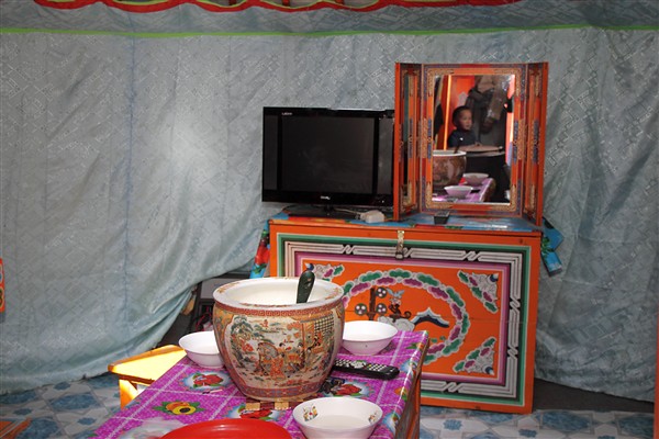 Mongolia_MiddleGobi_Ger_2228_m_600.jpg