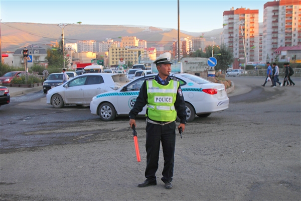 Mongolia_UB_Driving_2184_m_600.jpg