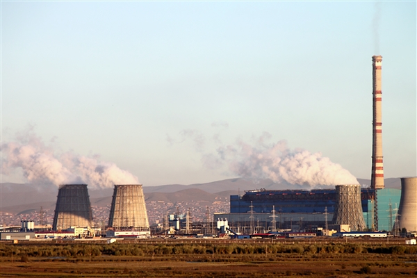 Mongolia_UB_PowerStation_2194_3000_m_600.jpg
