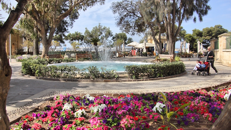 Malta_1764_Valletta_Upper Barrack Gardens_m