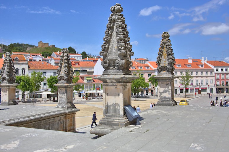 The sculptures at the entrance to the Alcobaça Monastery