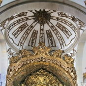 Inside the Church of Carmelitas