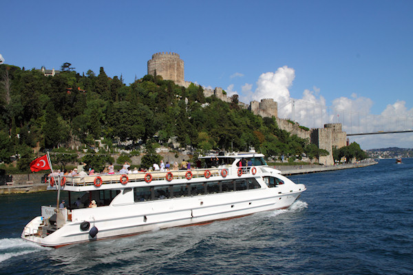 Istanbul_TheBosphorus_9489.jpg